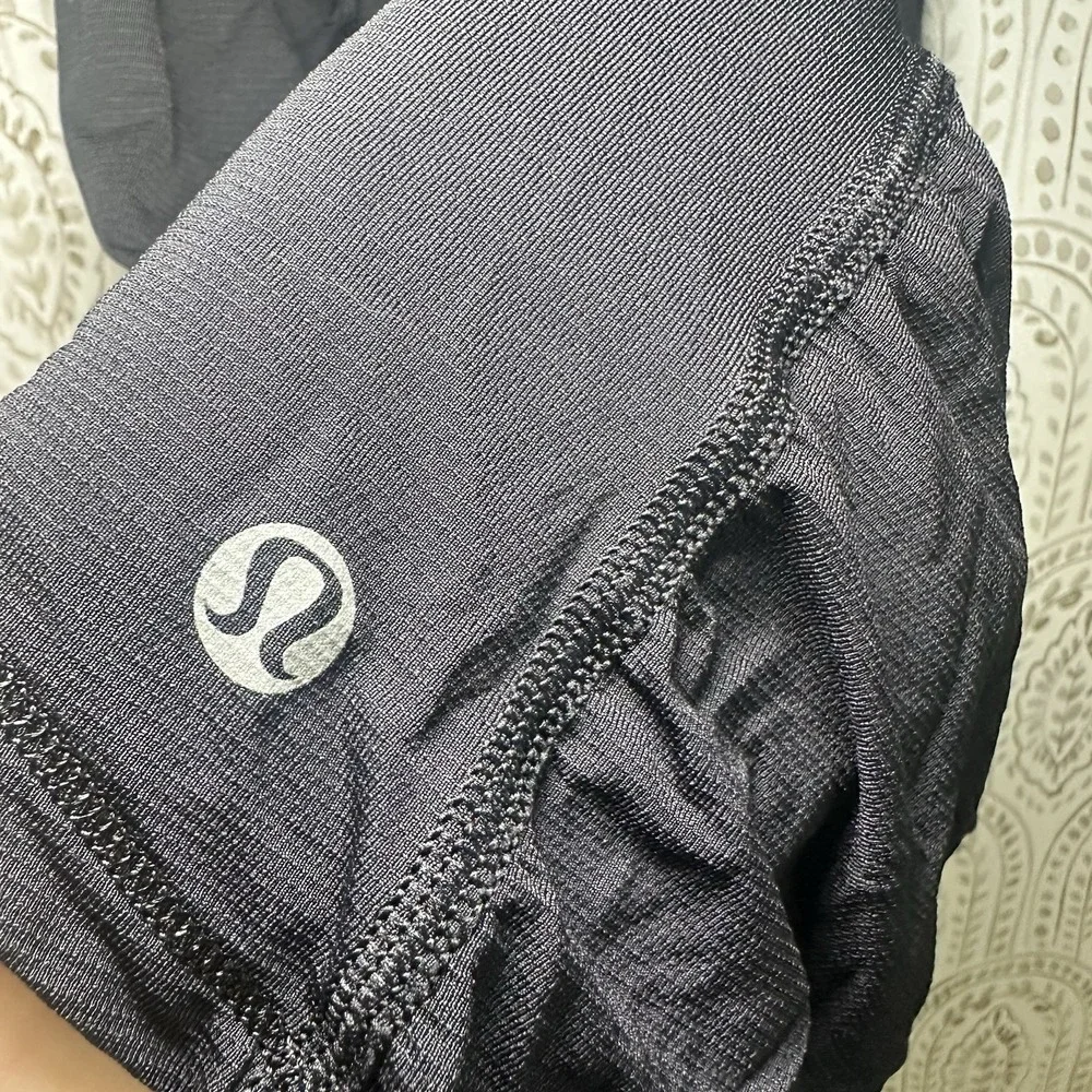 Lululemon RUNNER UP TANK - SWEAT LIFE, Black - Size‎ 4 Women's Racer back